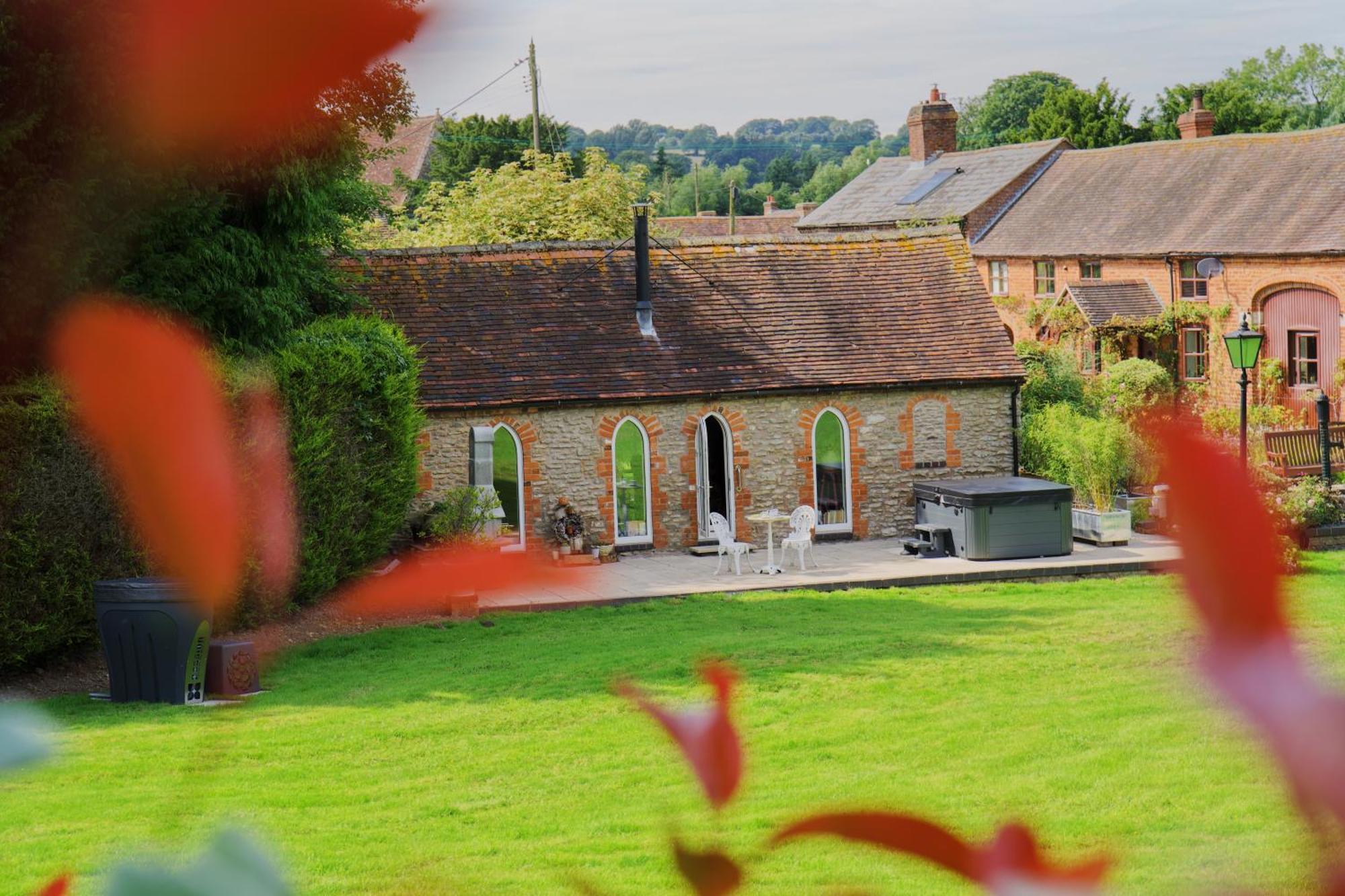 The Hornbill At Home Farm Shropshire Shrewsbury Exterior photo